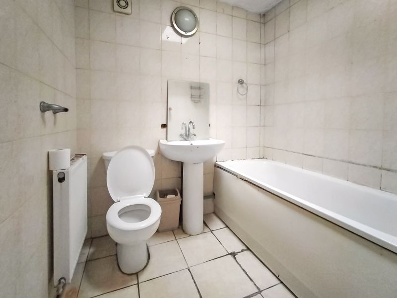 Photo 6- click for photo gallery